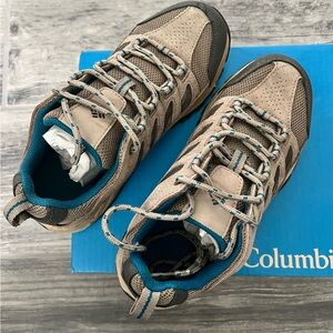 Women’s Columbia Crestwood Hiking Shoes